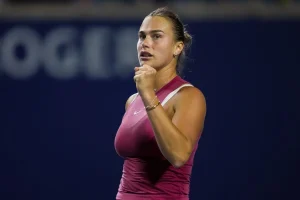 Sabalenka despliega su artillería y mantiene intacta su amenaza en Toronto