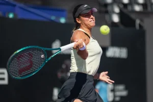 Un vendaval checo derrumba a Bouzas en el WTA de Cincinnati