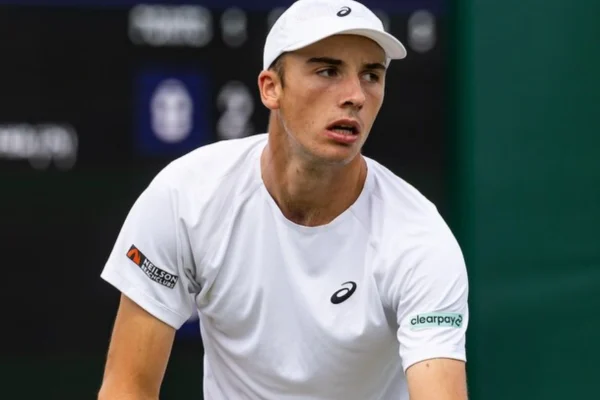 Una invitación que terminó en conquista: Tarvet se proclama campeón en Roehampton