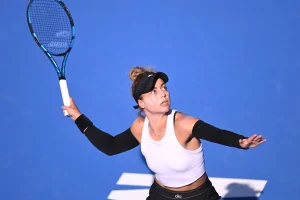Zarazúa no puede regalarle una victoria a Monterrey y cae ante Tauson