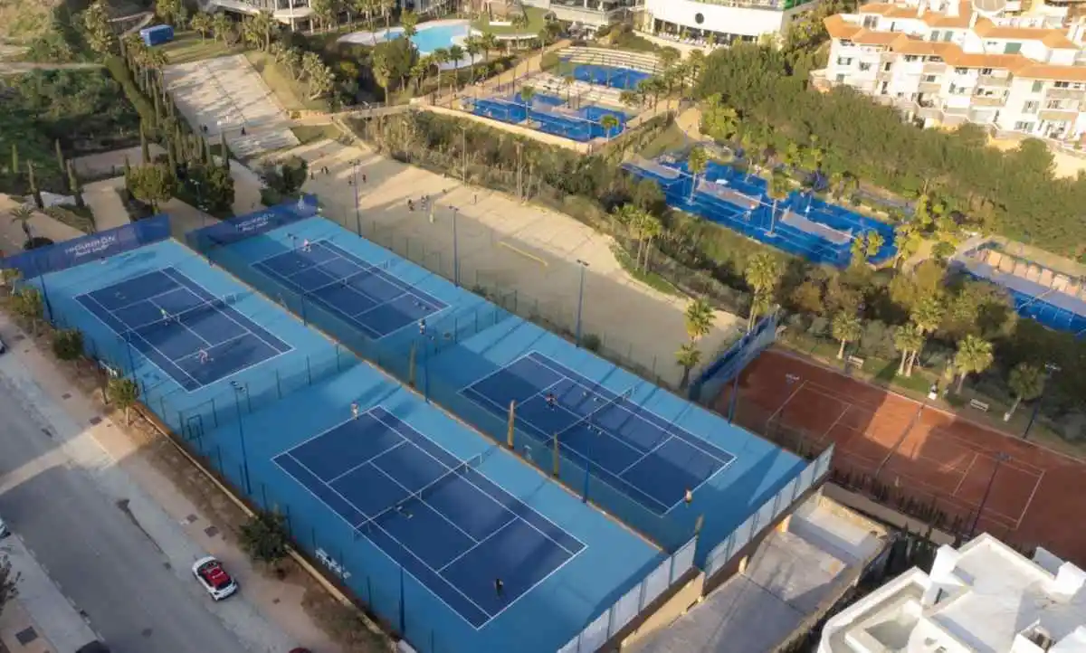as young tour slam higueron tennis center: maxima expectacion ante el debut de una prueba en este circuito
