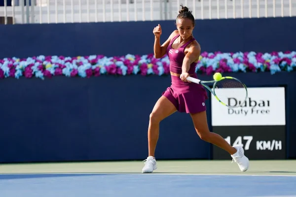 Leylah Fernández cierra una semana perfecta con un nuevo título en Singapur