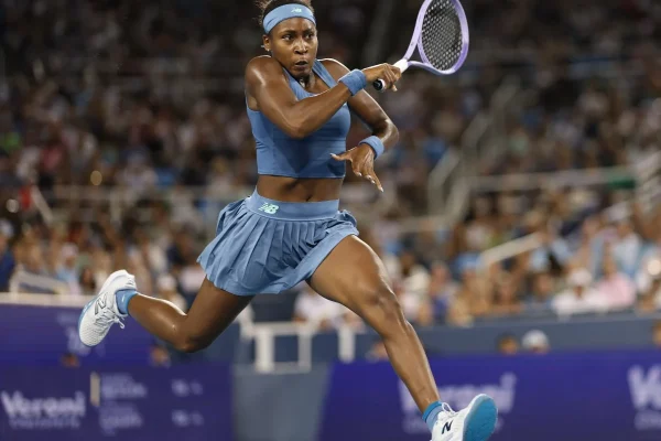 Gauff atraviesa el laberinto de Badosa y mantiene intacta su marcha en el US Open