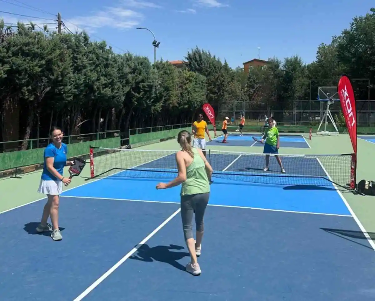 imc pickleball experience: llega el turno del torneo en valladolid