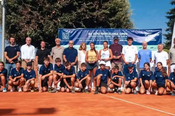 ITF Junior Vic: Jorge Martínez y Alba María Coromina salen campeones tras una gran semana