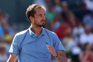 Cuarta final de la temporada: Medvedev sale airoso del duelo ruso y jugará por el título en Hangzhou