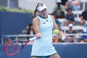 Con el N°1 no alcanza: Rybakina va por todo y aterriza en la final del US Open