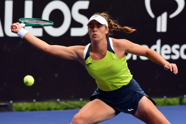 Dura derrota: Solana Sierra se despide en la segunda ronda del SP Open