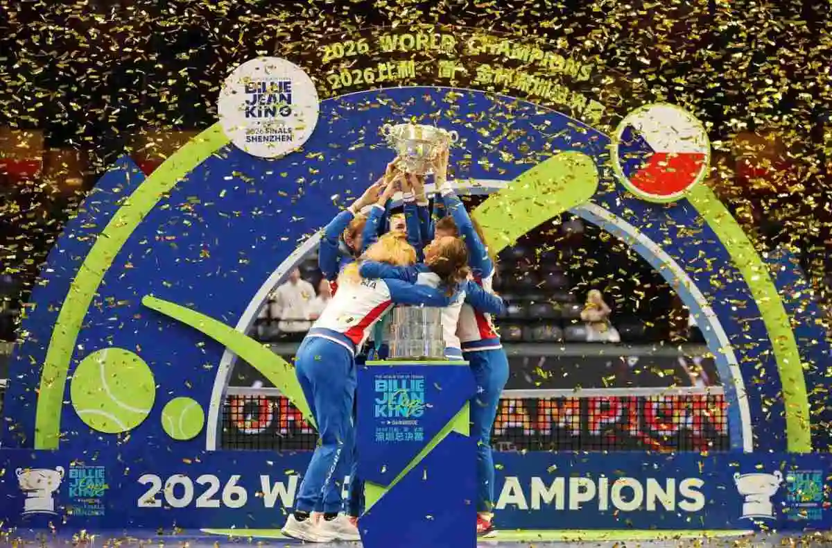 strykova levantar el trofeo como jugadora y como capitana significa mucho para mi