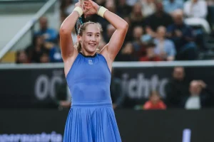 Andreeva y Noskova sellan su pasaporte a las WTA Finals