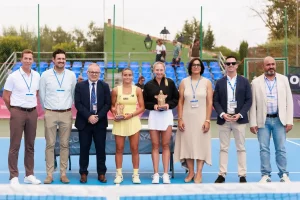 ITF Baza: Charo Esquiva suma un nuevo título y se asegura la beca de JCastillo Seguros