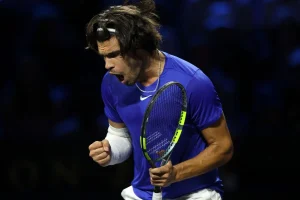 Alcaraz resuelve un pulso de alto voltaje y se instala en la definición del Erste Bank Open