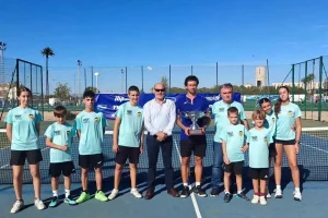 Alejandro Manzanera inscribe su nombre en el palmarés del IBP Open Ciudad de Catarroja