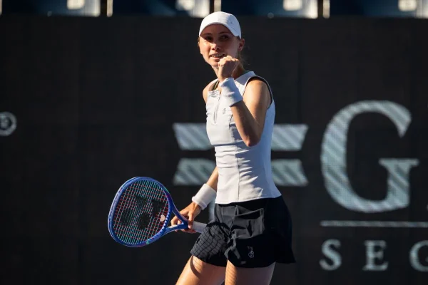 Bucsa pone fin a seis derrotas consecutivas con una gran victoria en Tokio