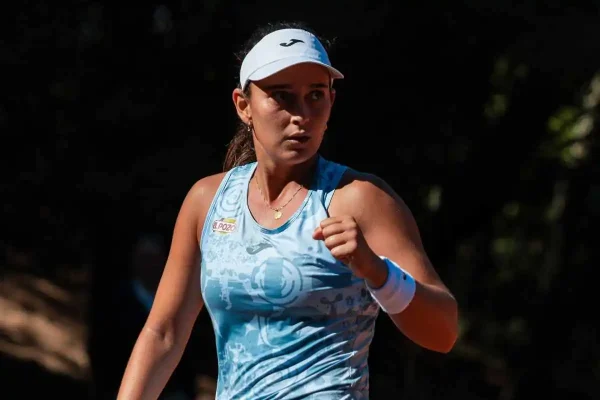 Leyre Romero sufre la potencia de Burel en la final de Lisboa