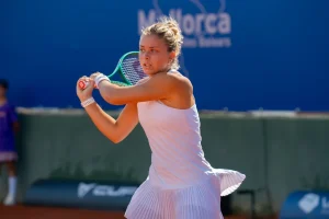 Ariana Geerlings toca el cielo en Mallorca con el título más importante de su carrera