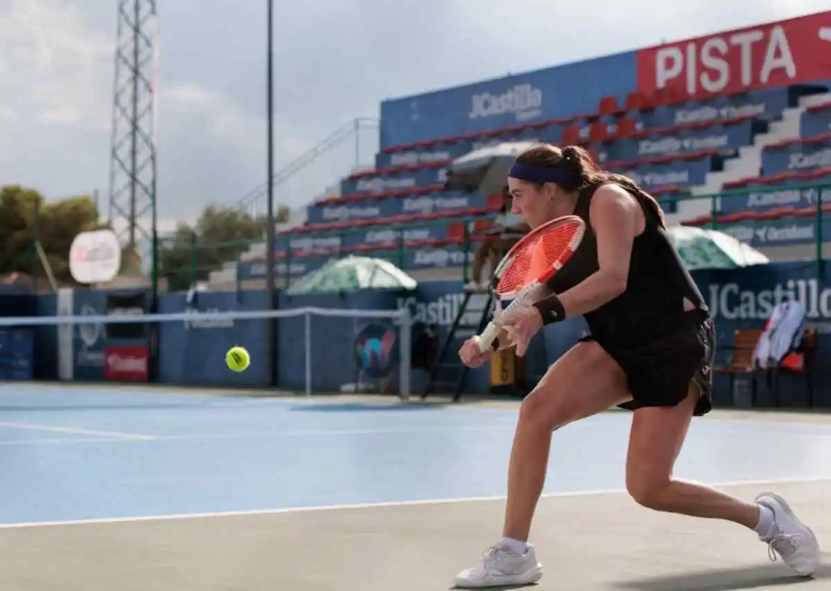 itf baza: esquiva y cerviño a dos pasos del titulo y la beca deportiva
