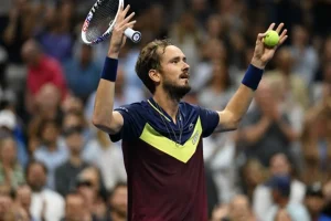 Medvedev se rinde ante Jódar antes de su duelo en Shanghái: “Es impresionante”