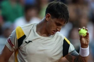 Ugo Carabelli desaprovecha su oportunidad y dice adiós al ATP Shanghai