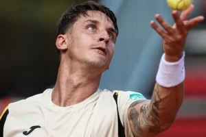 Ugo Carabelli resucita en Shanghái con una remontada de película